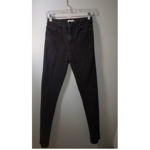 Black high-rise skinny jeans by Forever21